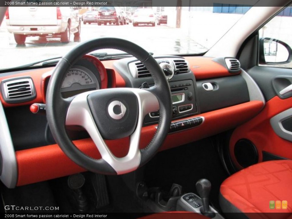 Design Red Interior Dashboard for the 2008 Smart fortwo passion cabriolet #47441322