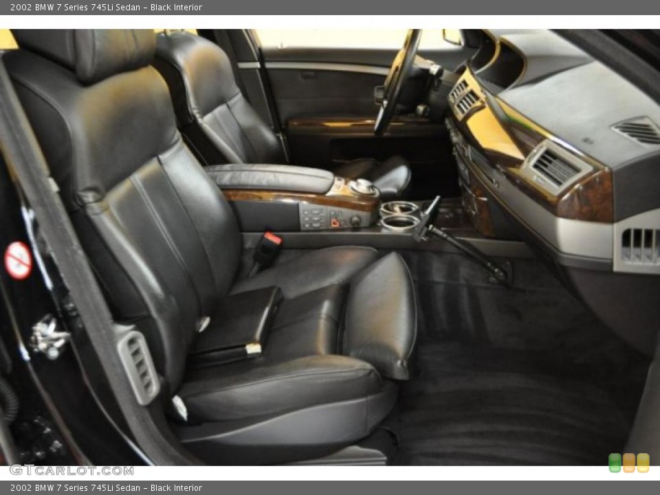 Black Interior Photo for the 2002 BMW 7 Series 745Li Sedan #47443044