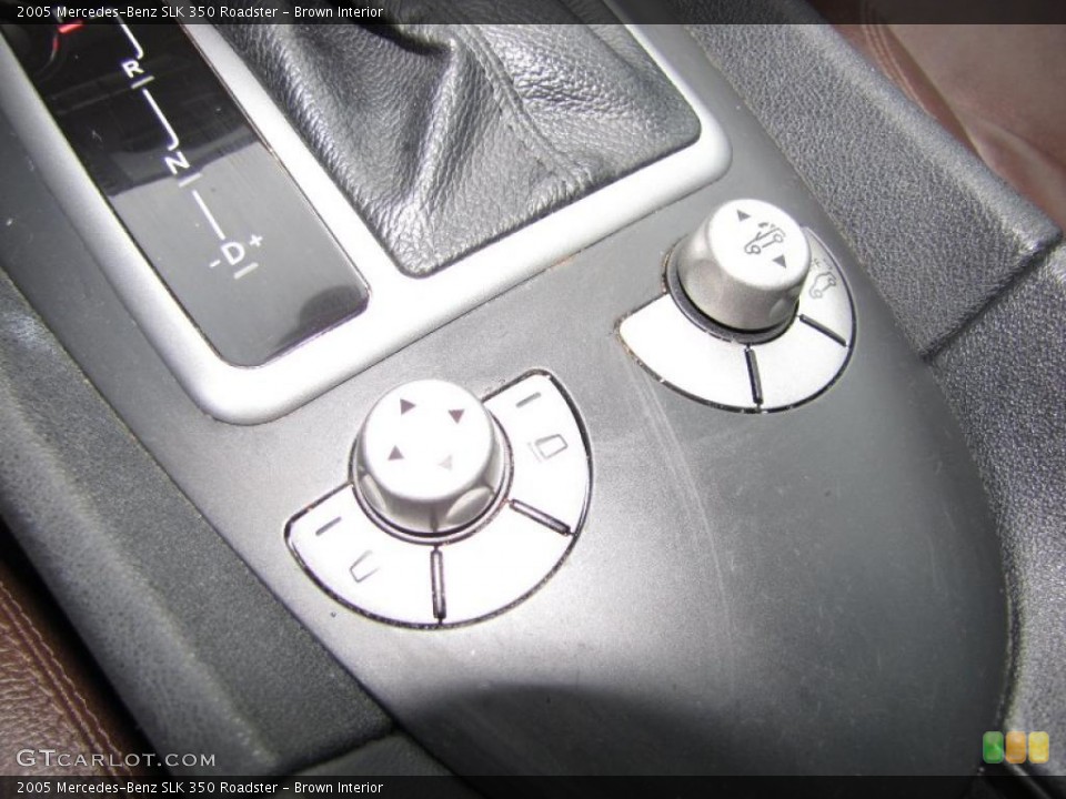 Brown Interior Controls for the 2005 Mercedes-Benz SLK 350 Roadster #47448502