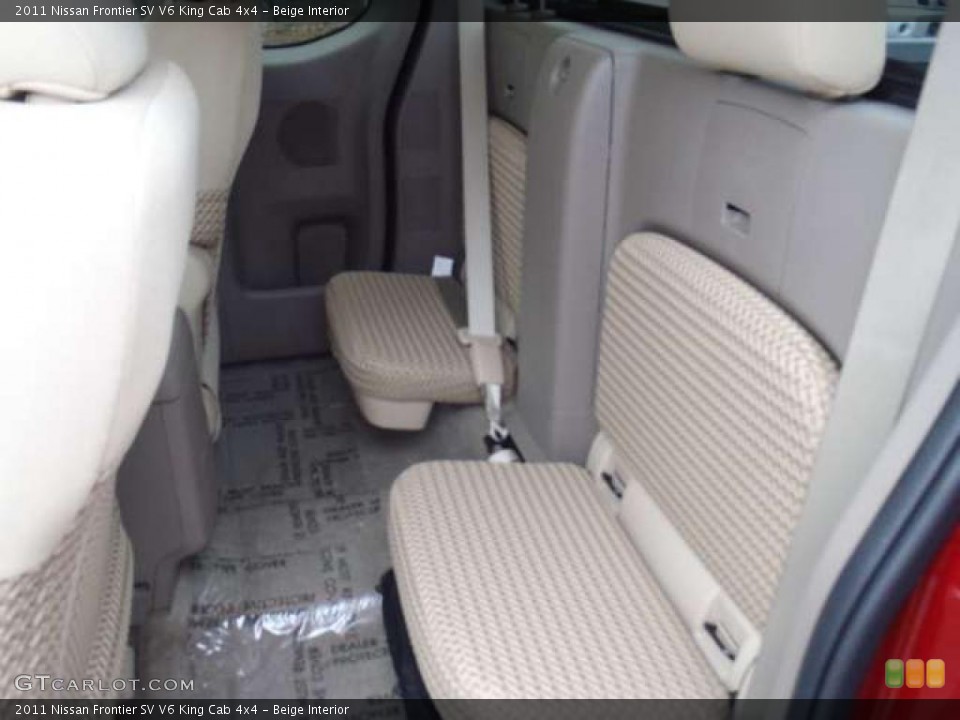 Beige Interior Photo for the 2011 Nissan Frontier SV V6 King Cab 4x4 #47449834