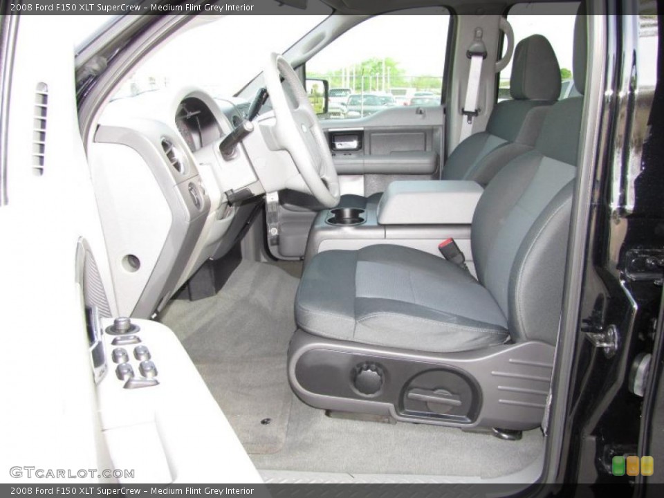 Medium Flint Grey Interior Photo for the 2008 Ford F150 XLT SuperCrew #47450323