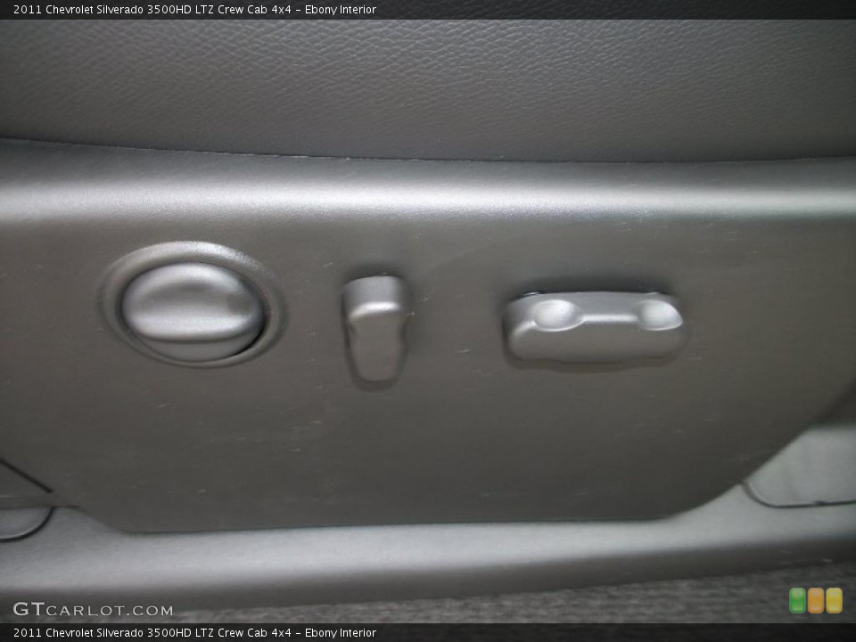 Ebony Interior Controls for the 2011 Chevrolet Silverado 3500HD LTZ Crew Cab 4x4 #47450605