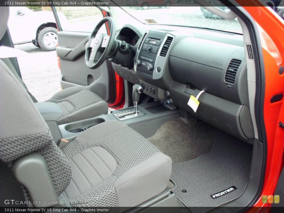 Graphite Interior Photo for the 2011 Nissan Frontier SV V6 King Cab 4x4 #47456665