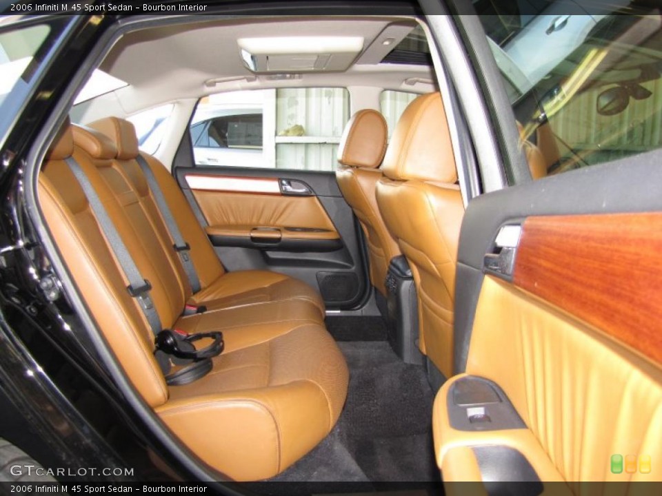 Bourbon Interior Photo for the 2006 Infiniti M 45 Sport Sedan #47469691