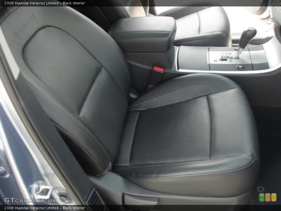 Black 2008 Hyundai Veracruz Interiors