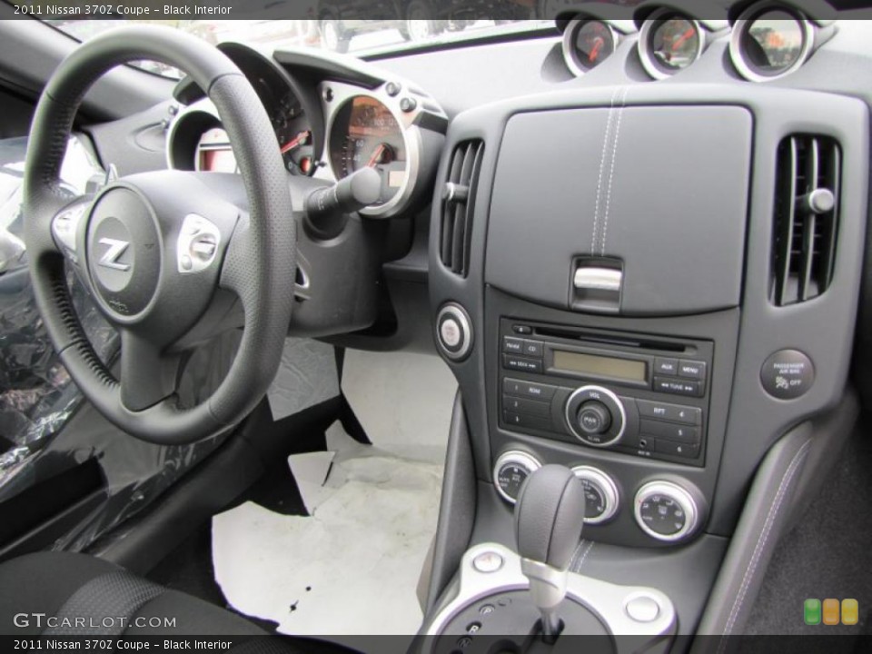 Black Interior Dashboard for the 2011 Nissan 370Z Coupe #47484557