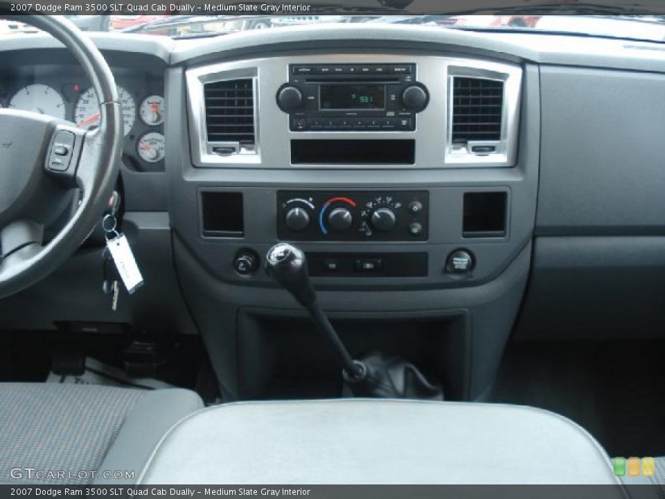 Medium Slate Gray Interior Controls for the 2007 Dodge Ram 3500 SLT Quad Cab Dually #47486285