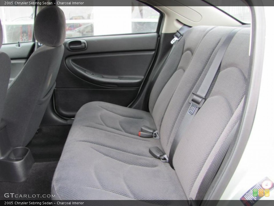 Charcoal Interior Photo for the 2005 Chrysler Sebring Sedan #47486747