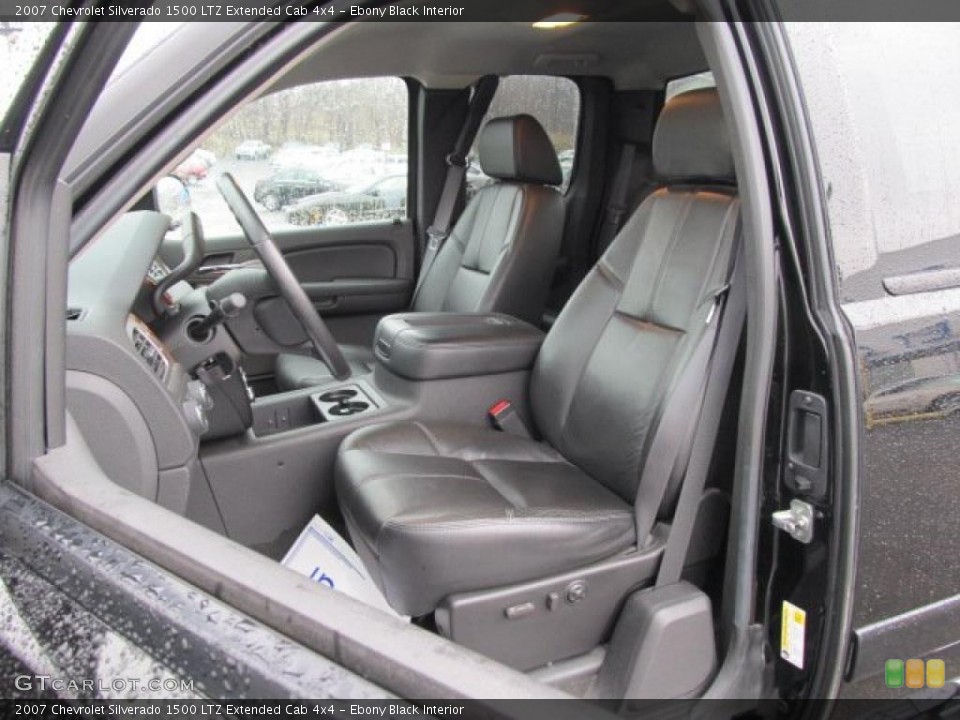 Ebony Black Interior Photo for the 2007 Chevrolet Silverado 1500 LTZ Extended Cab 4x4 #47489829