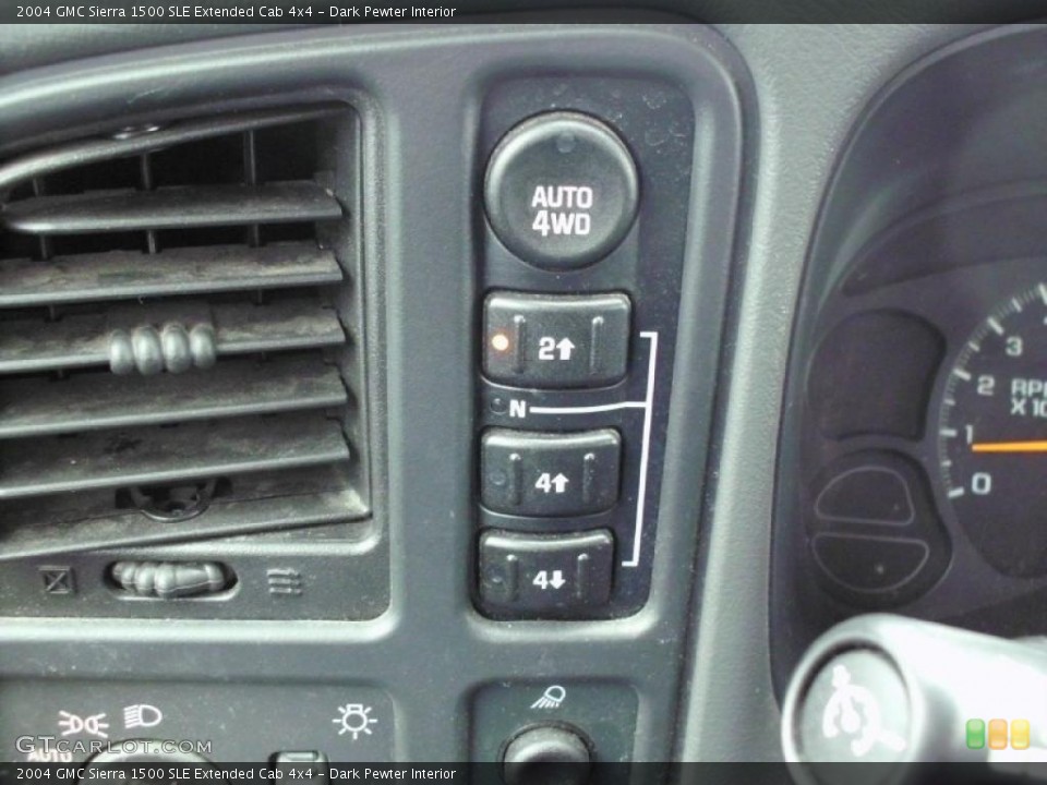 Dark Pewter Interior Controls for the 2004 GMC Sierra 1500 SLE Extended Cab 4x4 #47490447
