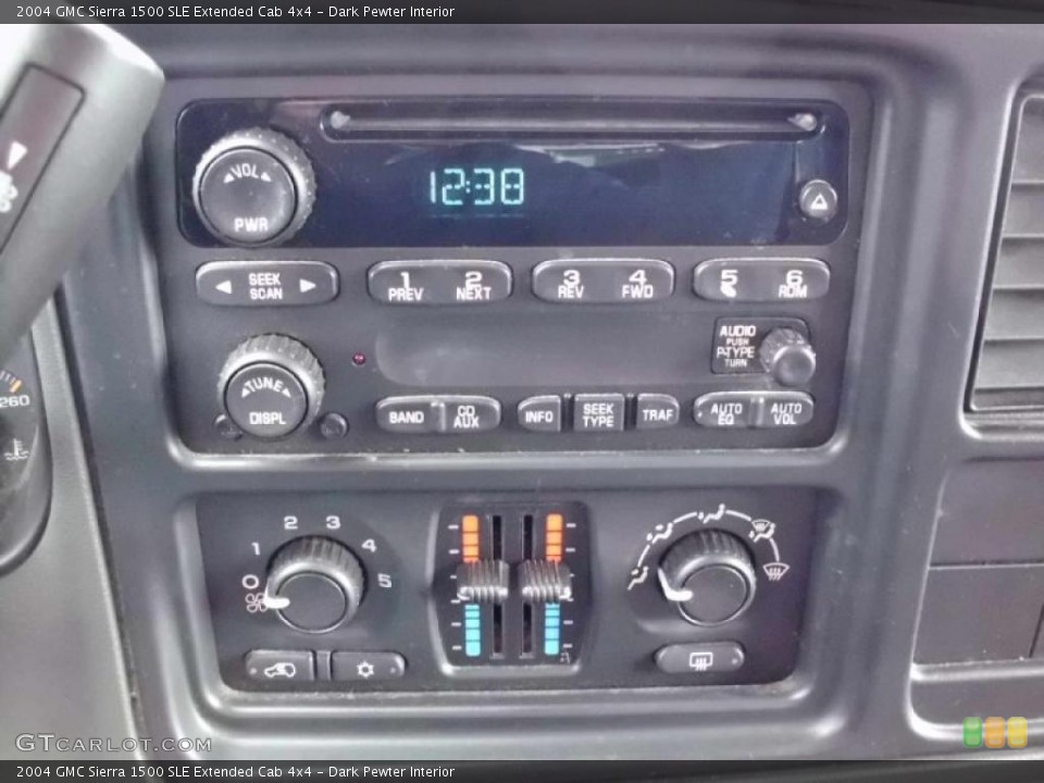 Dark Pewter Interior Controls for the 2004 GMC Sierra 1500 SLE Extended Cab 4x4 #47490459