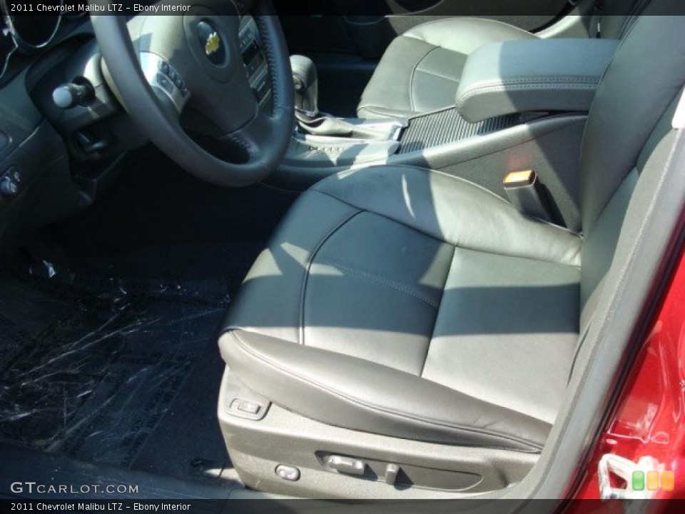 Ebony Interior Photo for the 2011 Chevrolet Malibu LTZ #47507542