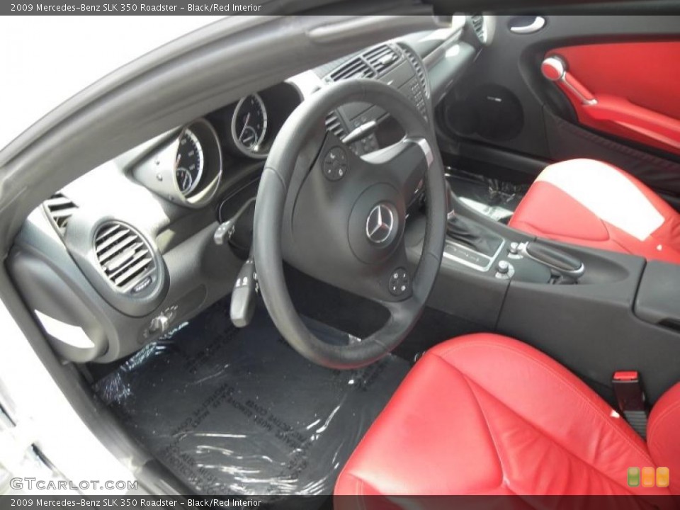 Black/Red Interior Photo for the 2009 Mercedes-Benz SLK 350 Roadster #47515903