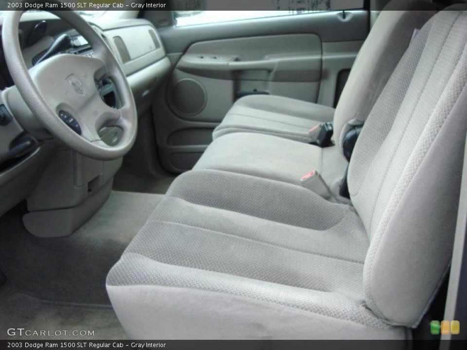 Gray Interior Photo for the 2003 Dodge Ram 1500 SLT Regular Cab #47517106