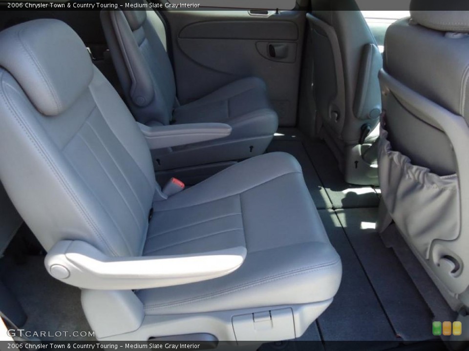 Medium Slate Gray Interior Photo for the 2006 Chrysler Town & Country Touring #47519023