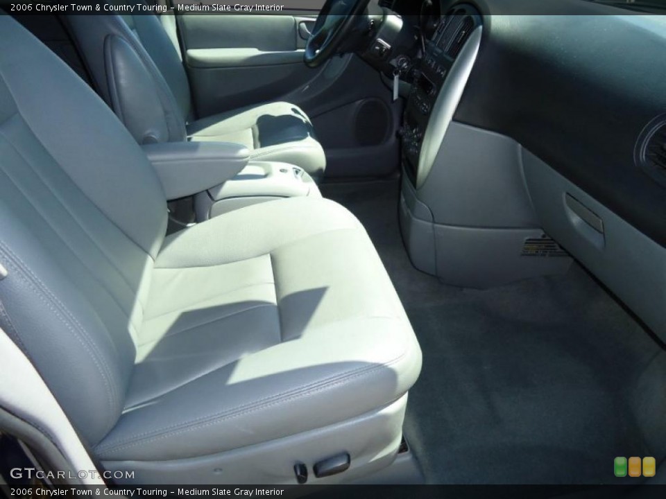 Medium Slate Gray Interior Photo for the 2006 Chrysler Town & Country Touring #47519053