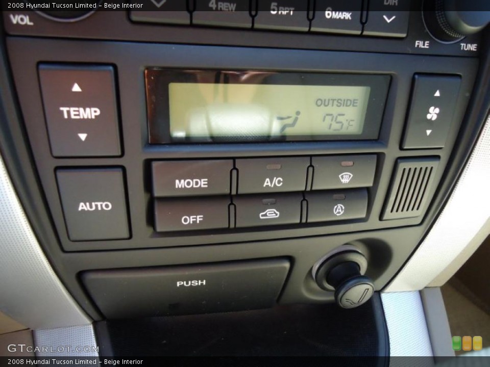 Beige Interior Controls for the 2008 Hyundai Tucson Limited #47519902