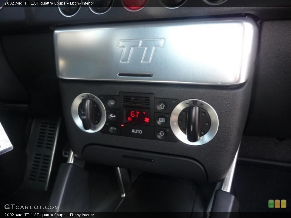 Ebony Interior Controls for the 2002 Audi TT 1.8T quattro Coupe #47520979