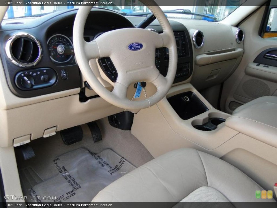 Medium Parchment Interior Photo for the 2005 Ford Expedition Eddie Bauer #47522485
