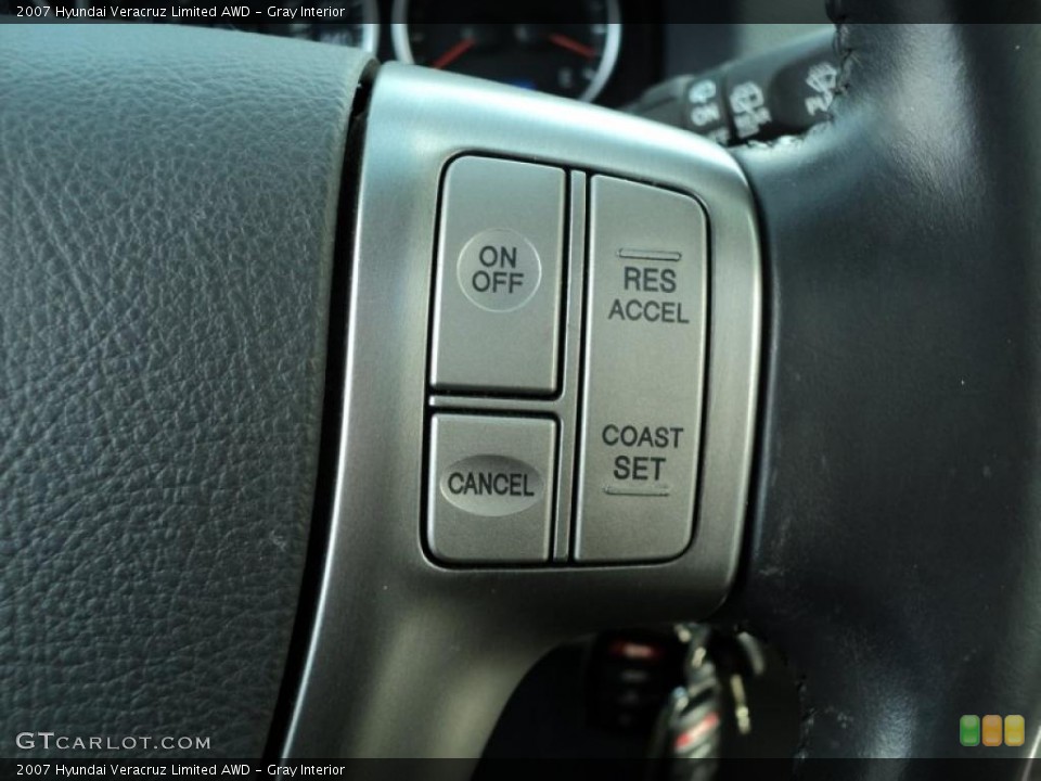 Gray Interior Controls for the 2007 Hyundai Veracruz Limited AWD #47525302
