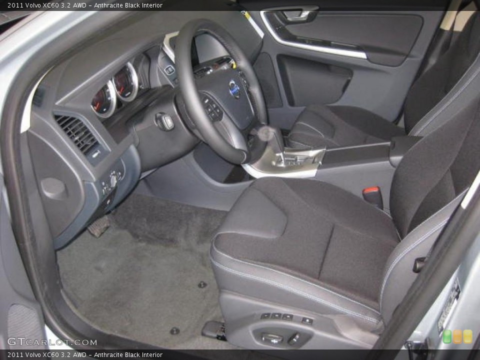 Anthracite Black Interior Photo for the 2011 Volvo XC60 3.2 AWD #47532400
