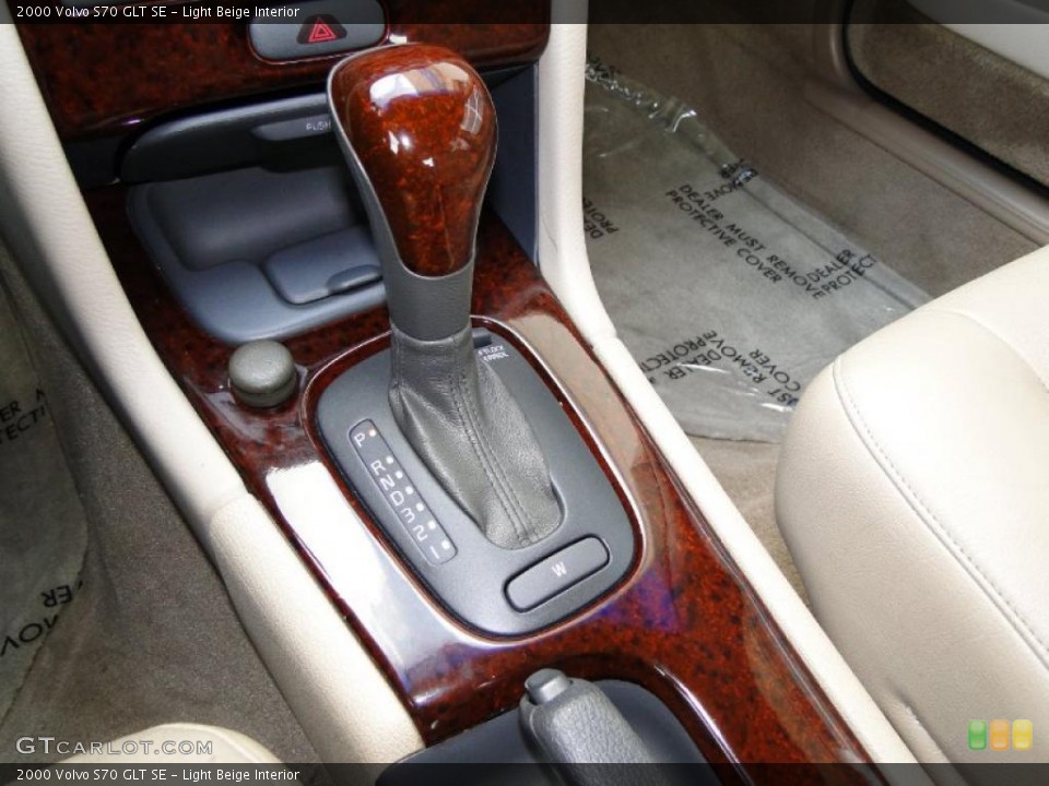 Light Beige Interior Transmission for the 2000 Volvo S70 GLT SE #47546309