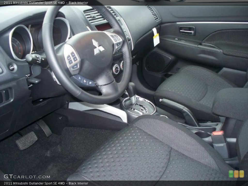 Black Interior Photo for the 2011 Mitsubishi Outlander Sport SE 4WD #47547140