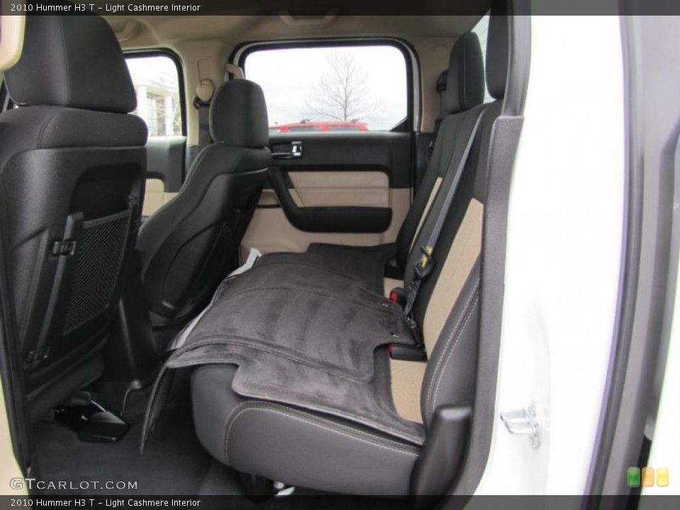 Light Cashmere Interior Photo for the 2010 Hummer H3 T #47559215