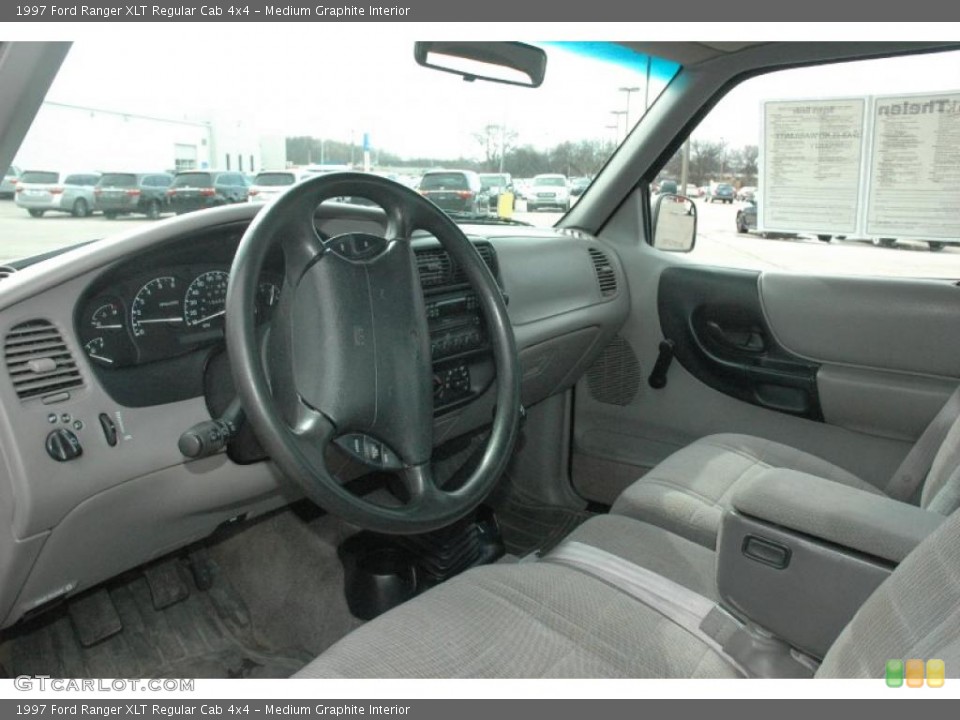 Medium Graphite Interior Photo for the 1997 Ford Ranger XLT Regular Cab 4x4 #47564348