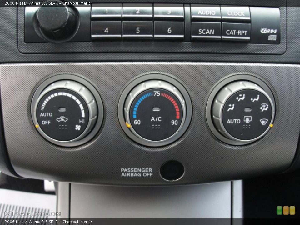 Charcoal Interior Controls for the 2006 Nissan Altima 3.5 SE-R #47572175