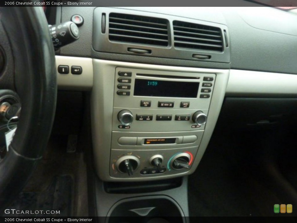Ebony Interior Controls for the 2006 Chevrolet Cobalt SS Coupe #47577434