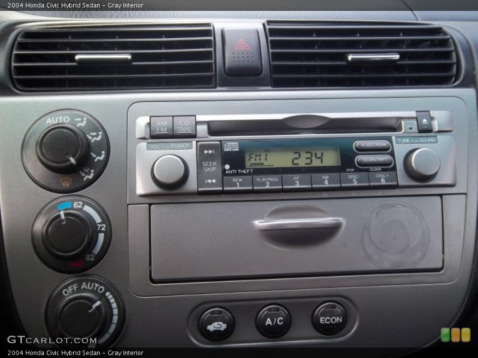 Gray Interior Controls for the 2004 Honda Civic Hybrid Sedan #47582006
