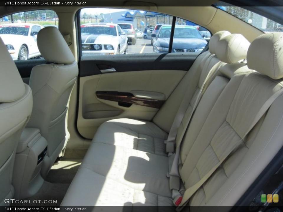 Ivory Interior Photo for the 2011 Honda Accord EX-L Sedan #47582150