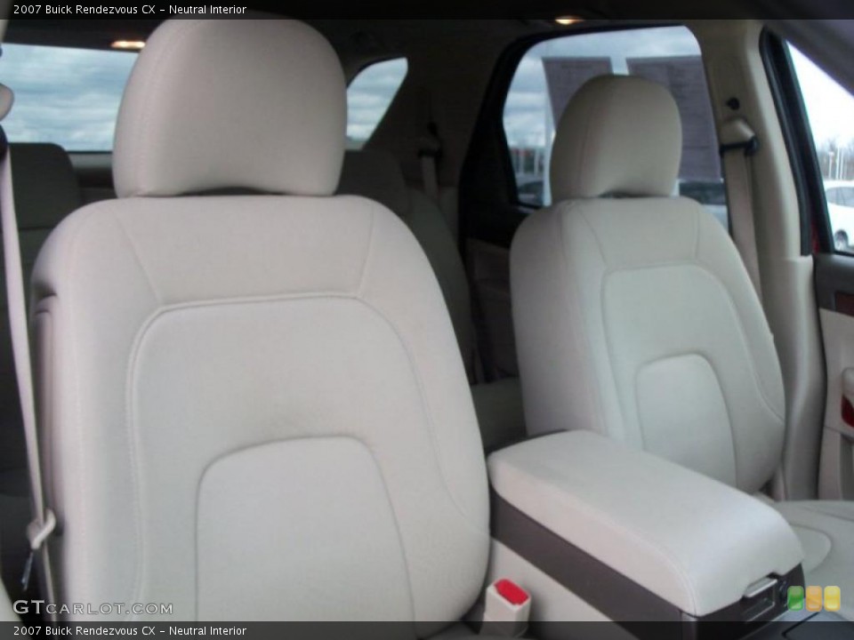 Neutral Interior Photo for the 2007 Buick Rendezvous CX #47588590