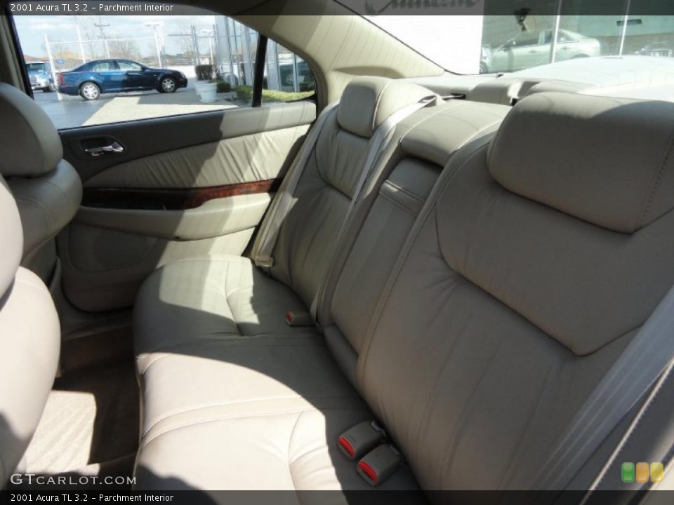 Parchment Interior Photo for the 2001 Acura TL 3.2 #47590081