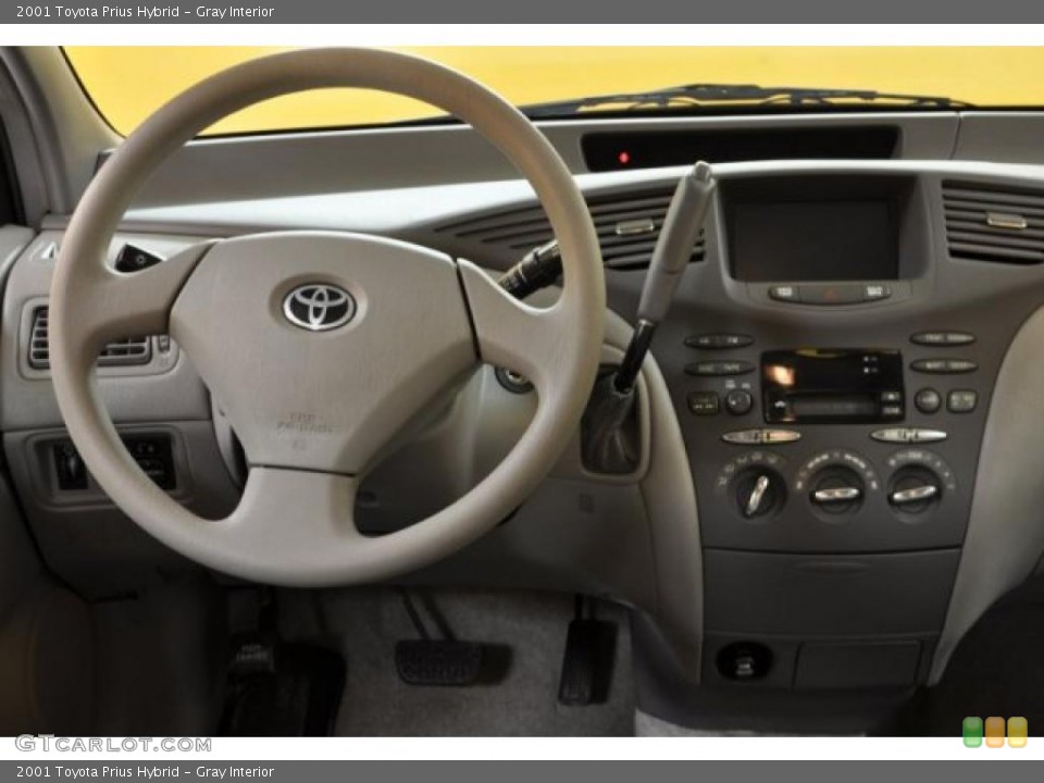 Gray Interior Dashboard for the 2001 Toyota Prius Hybrid #47590858