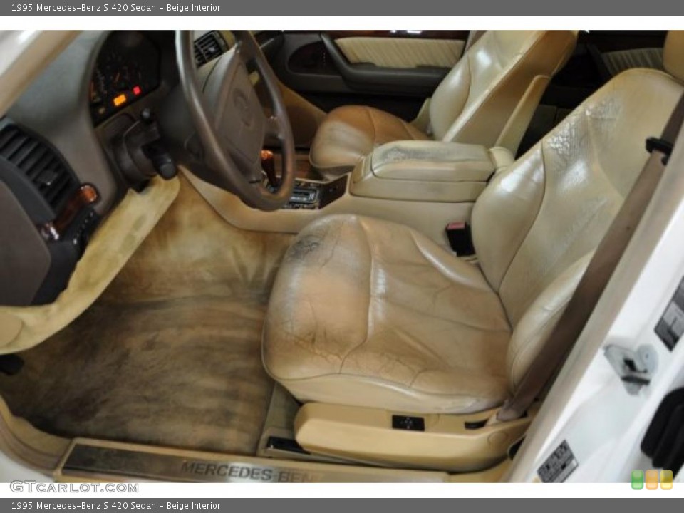 Beige Interior Photo for the 1995 Mercedes-Benz S 420 Sedan #47593360