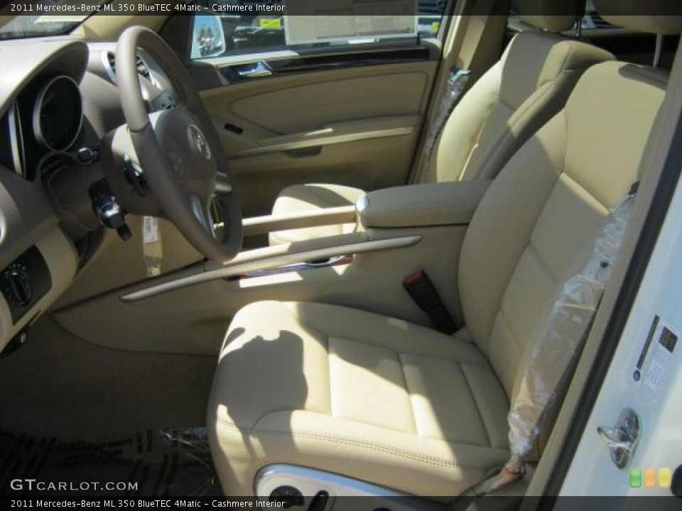 Cashmere Interior Photo for the 2011 Mercedes-Benz ML 350 BlueTEC 4Matic #47598269