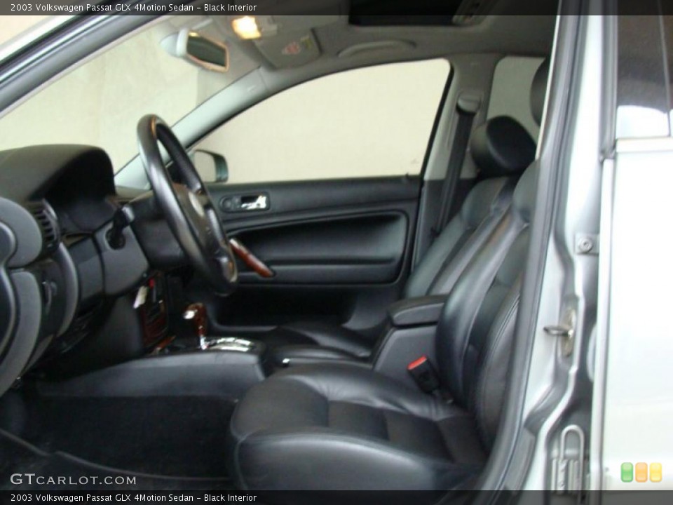 Black Interior Photo for the 2003 Volkswagen Passat GLX 4Motion Sedan #47600051