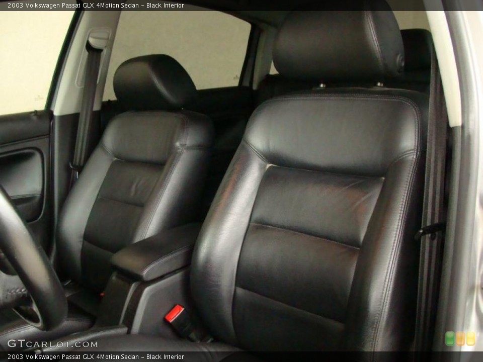 Black Interior Photo for the 2003 Volkswagen Passat GLX 4Motion Sedan #47600081