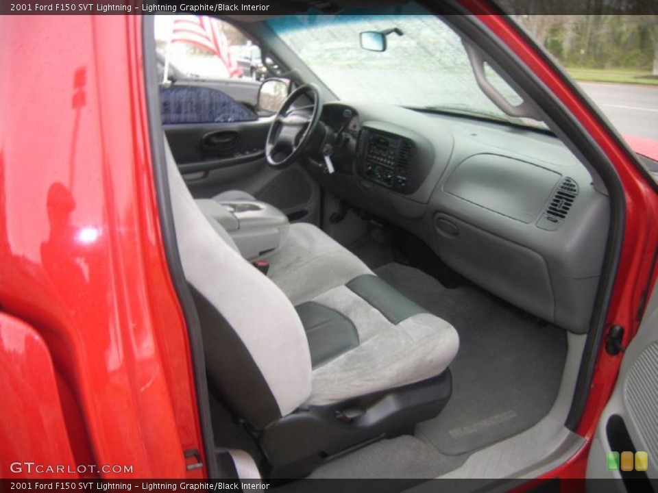 Lightning Graphite/Black Interior Photo for the 2001 Ford F150 SVT Lightning #47600396