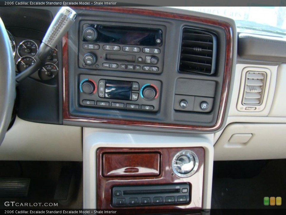 Shale Interior Controls for the 2006 Cadillac Escalade  #47606075