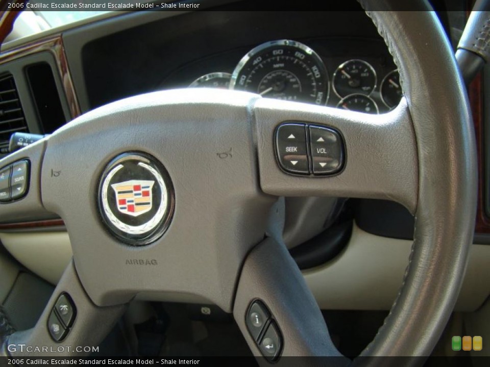 Shale Interior Controls for the 2006 Cadillac Escalade  #47606114