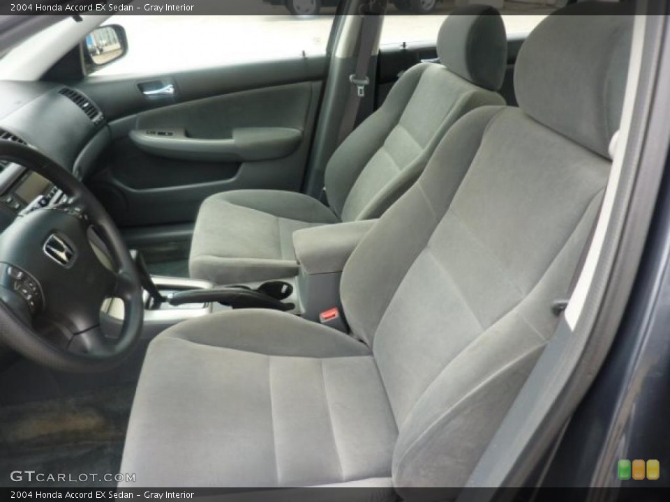 Gray Interior Photo for the 2004 Honda Accord EX Sedan #47611331