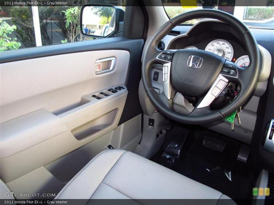 Gray Interior Steering Wheel for the 2011 Honda Pilot EX-L #47611652