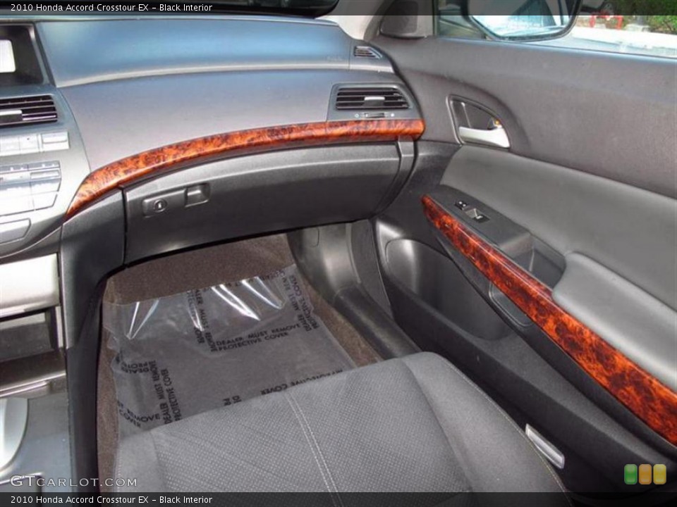 Black Interior Photo for the 2010 Honda Accord Crosstour EX #47612324