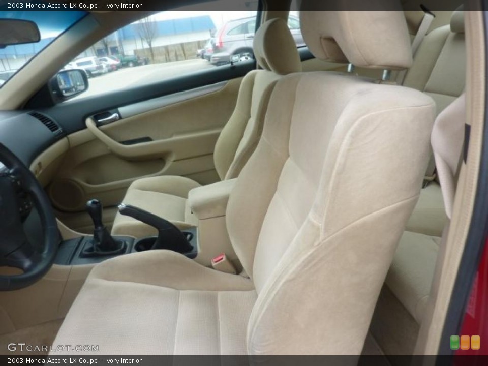 Ivory Interior Photo for the 2003 Honda Accord LX Coupe #47612363