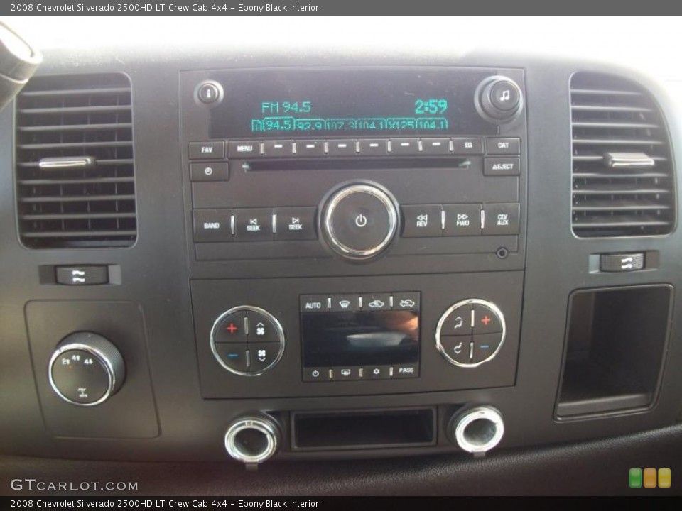 Ebony Black Interior Controls for the 2008 Chevrolet Silverado 2500HD LT Crew Cab 4x4 #47620235