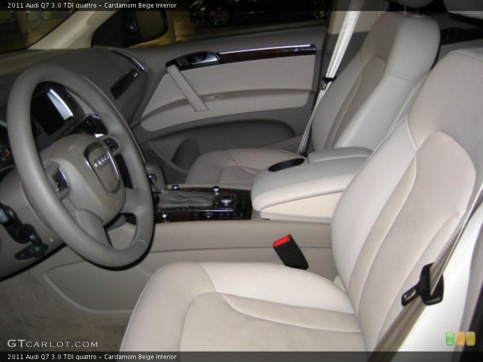 Cardamom Beige Interior Photo for the 2011 Audi Q7 3.0 TDI quattro #47623265