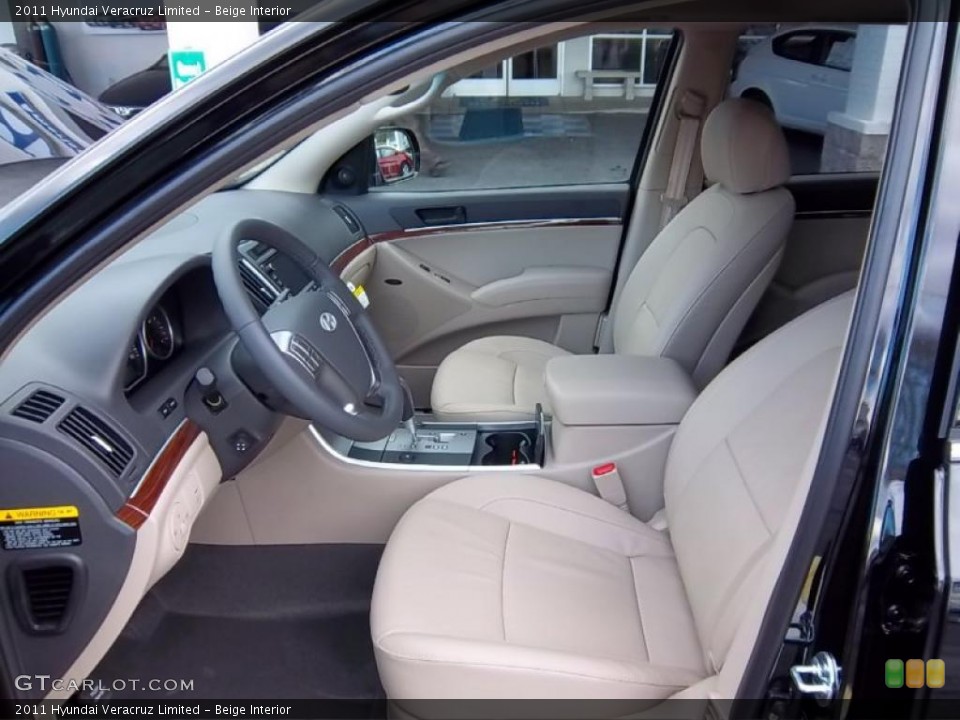Beige Interior Photo for the 2011 Hyundai Veracruz Limited #47624201